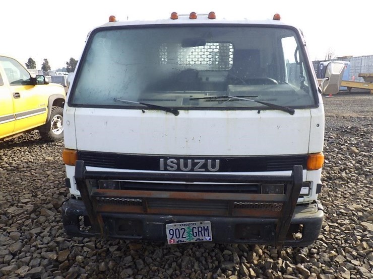 1992-isuzu-npr-image-2