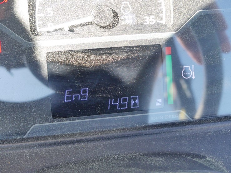 john-deere-3025e-image-12