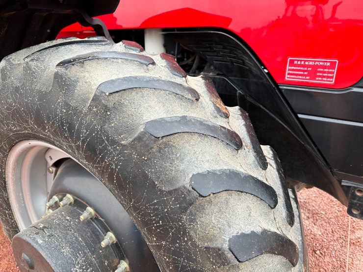 case-ih-mx240-image-10