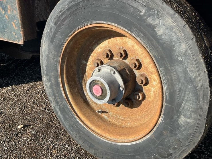 2005-unknown-trailer-image-17