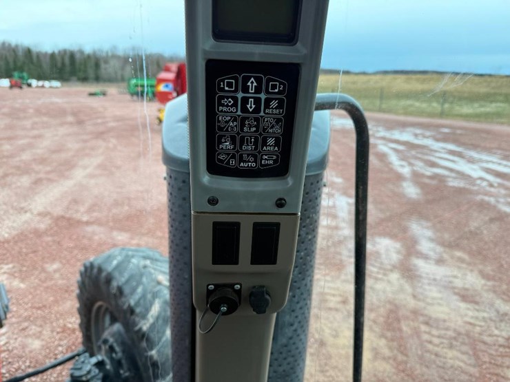 case-ih-magnum-180-image-67