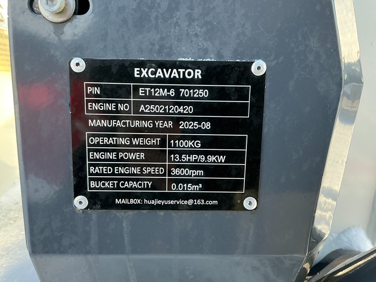 #1214-•-unused-2025-bttl12-excavator-image-24