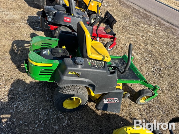 2011-john-deere-z225-image-4