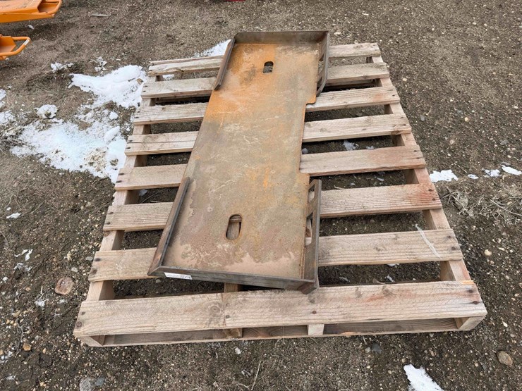 skid-steer-plate-image-2