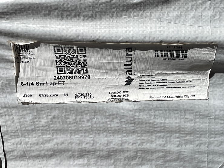 #4341-•-(appx.-308-pieces)-allura-6-¼"-primed-fiber-cement-smooth-lap-siding-image-5