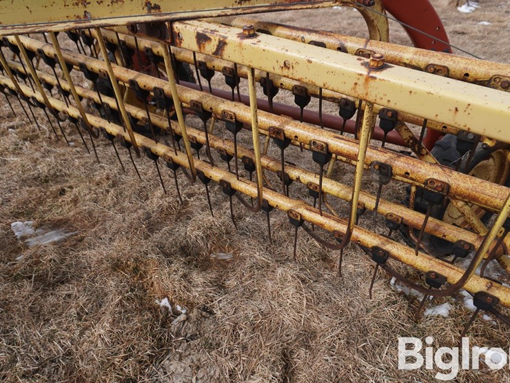 new-holland-258-image-16