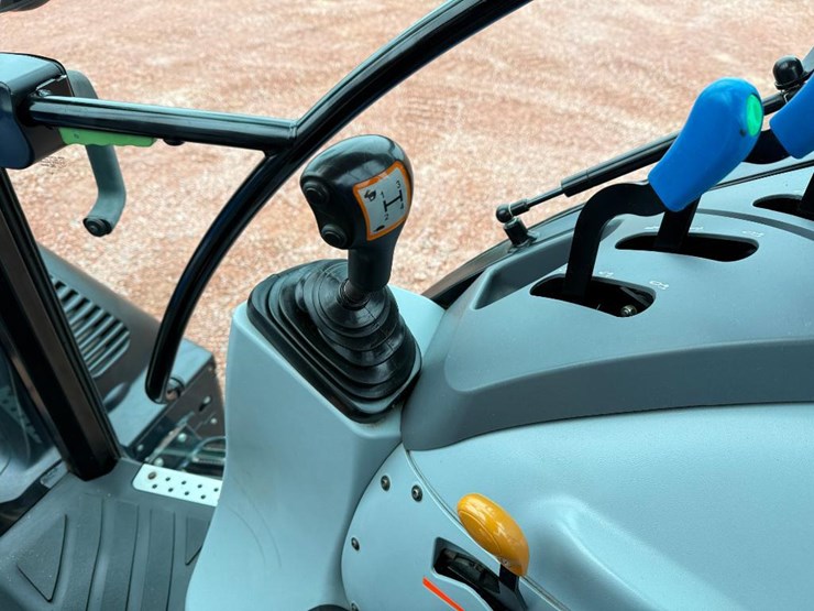 new-holland-ts6.130-image-47