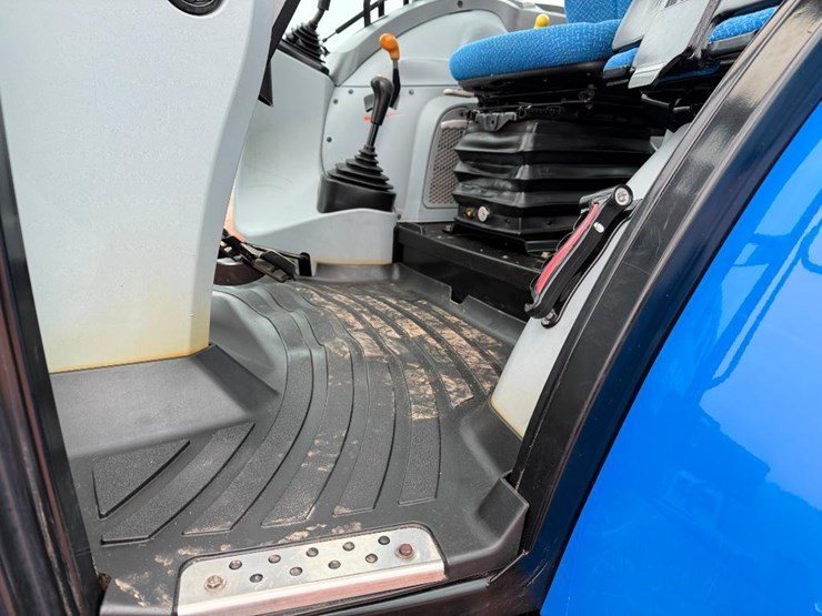 new-holland-ts6.130-image-40
