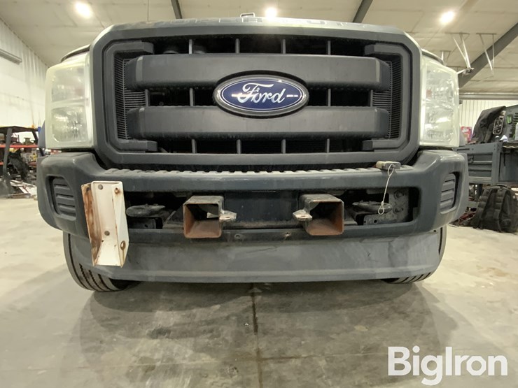 2015-ford-f550-xl-image-9