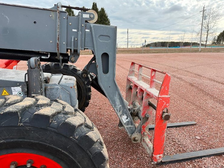 2018-skyjack-sj643th-image-25