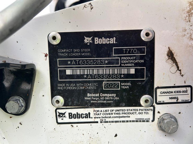 2022-bobcat-t770-image-31