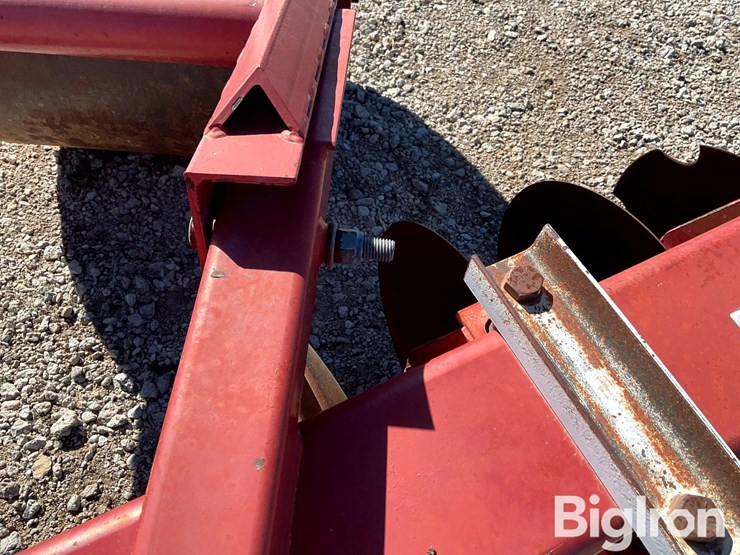 lindsay-track-closer-image-11