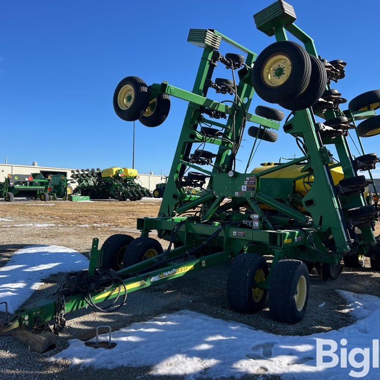 2003 JOHN DEERE 1890