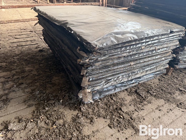 dairy-barn-foam-mats-image-15