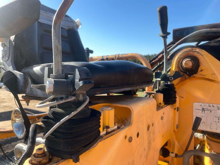 2013-international-durastar-4300-image-16