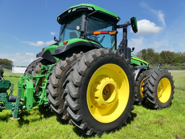 john-deere-8r-310-image-4