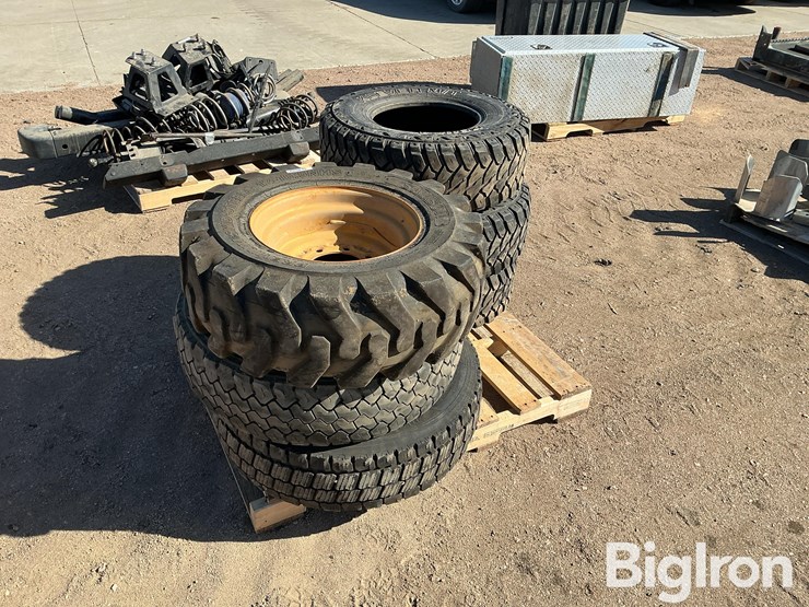 john-deere-12-image-1