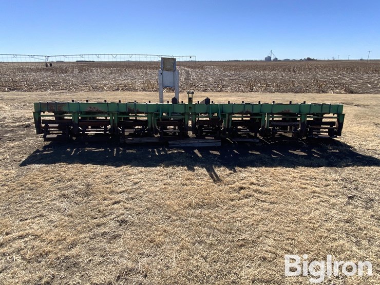 besler-70830-image-2