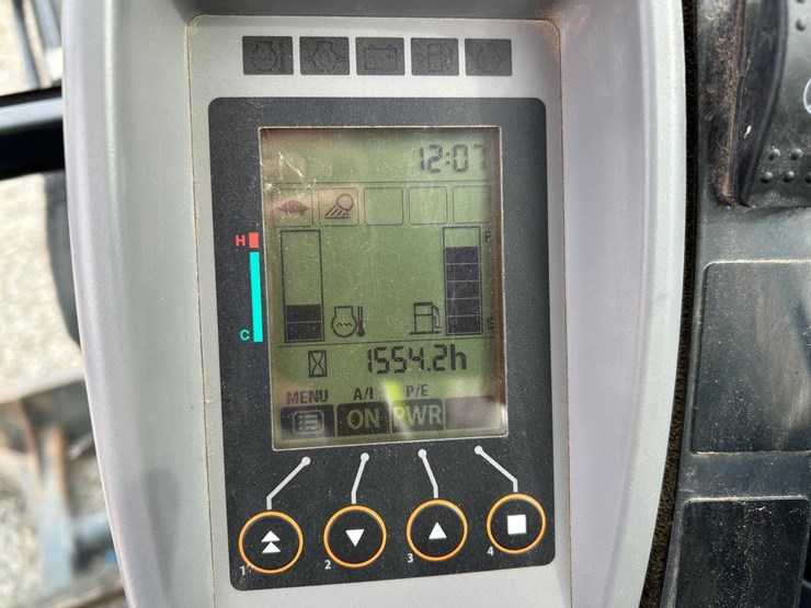 2022-deere-30g-image-20