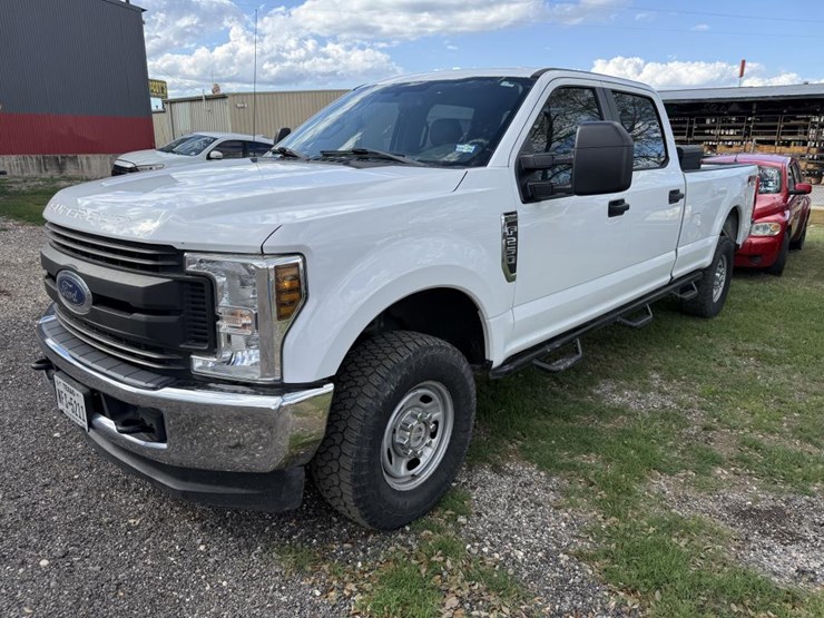 2018-ford-f250-image-1
