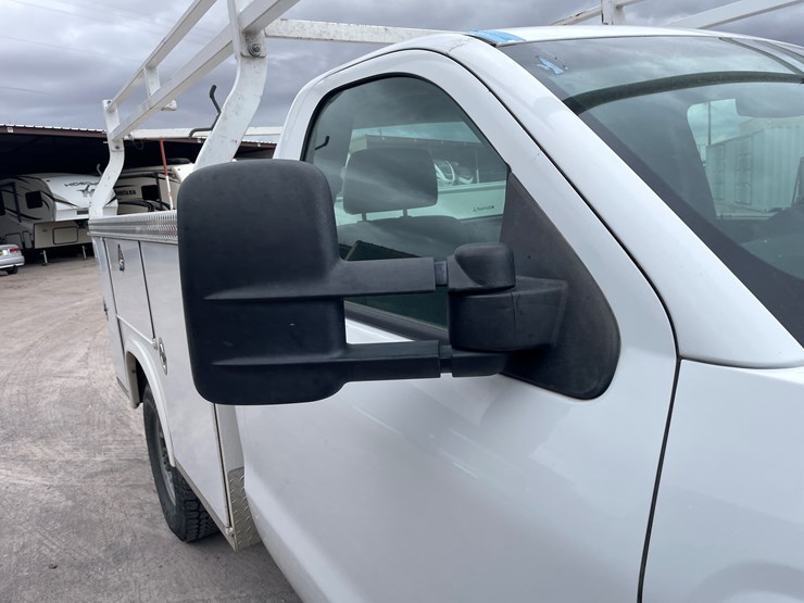 2015-chevrolet-silverado-2500-image-28