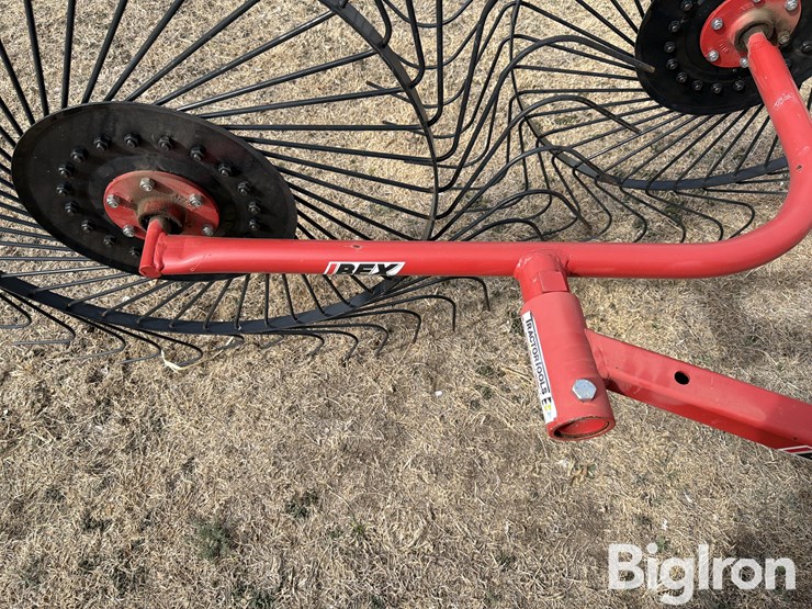 2022-ibex-ts130-2+2-3-pt-hay-rake-image-15