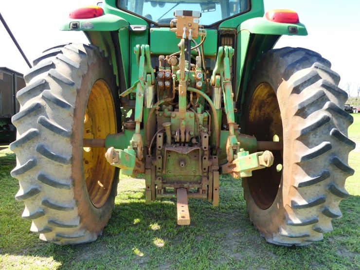 2010-john-deere-7330-premium-image-5