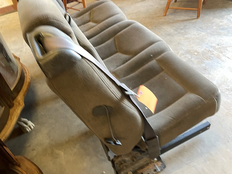 chevrolet-tahoe-image-6