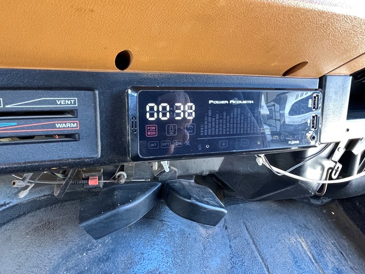 1994-jeep-wrangler-image-32