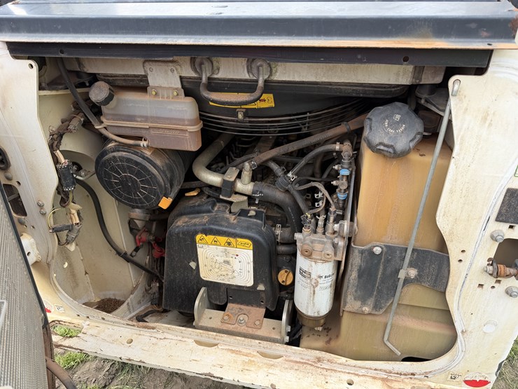 2023-bobcat-t76-image-7