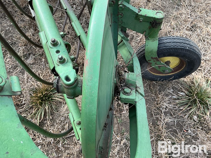 john-deere-350-image-17