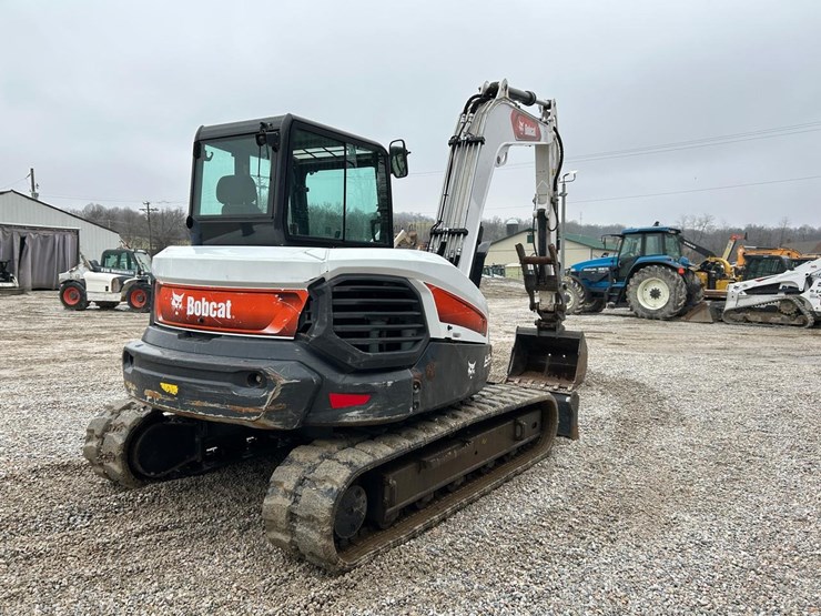 2022-bobcat-e88-image-4