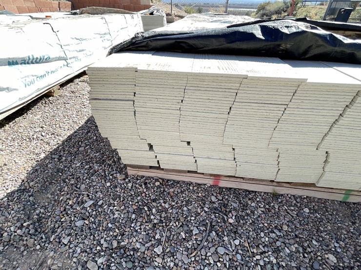 #4344-•-(appx.-360-pieces)-allura-5-¼"-primed-fiber-cement-traditional-cedar-siding-image-9