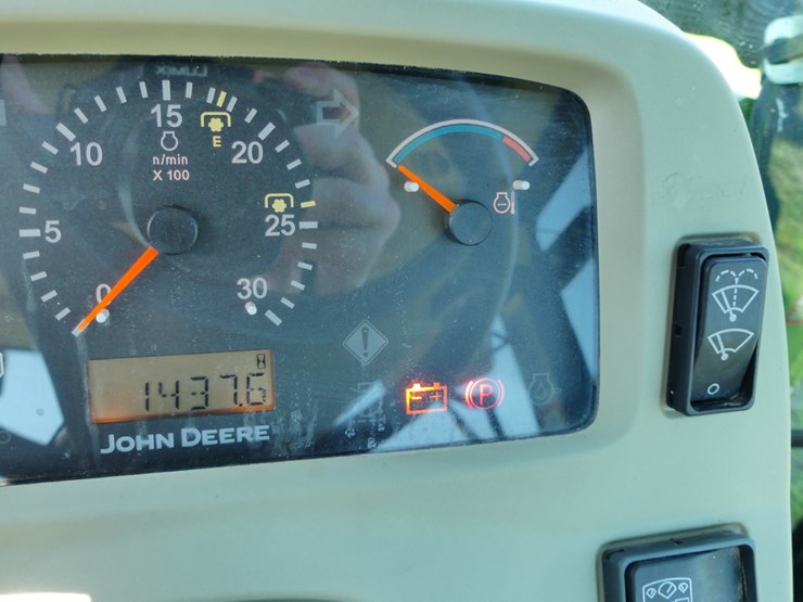 2010-john-deere-4720-image-18