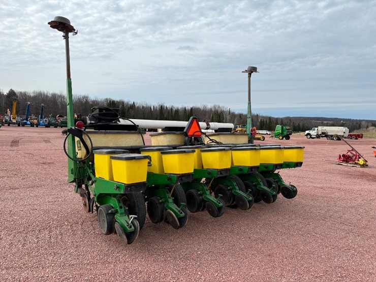 john-deere-1750-image-5