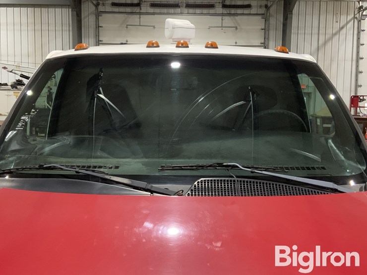 2006-massey-ferguson-730-image-11