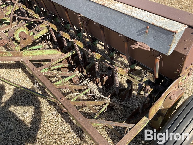 john-deere-14-image-12