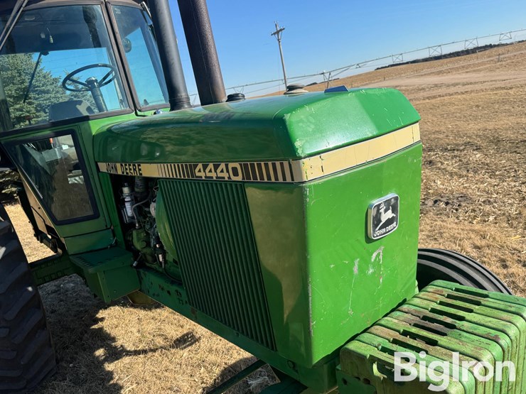 1979-john-deere-4440-image-11