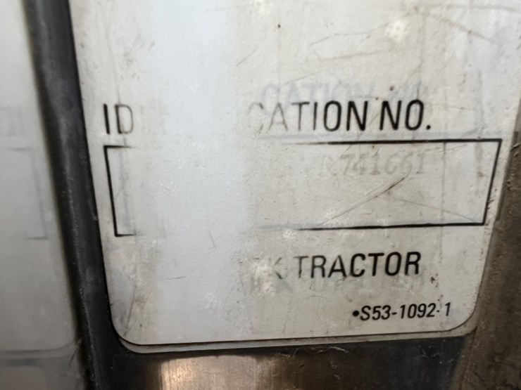 1997-kenworth-t800-image-23