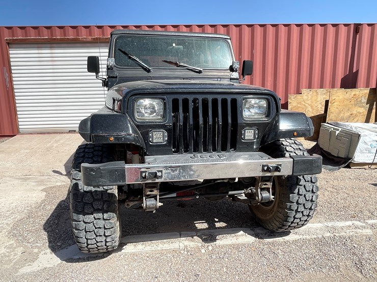 1994-jeep-wrangler-image-5