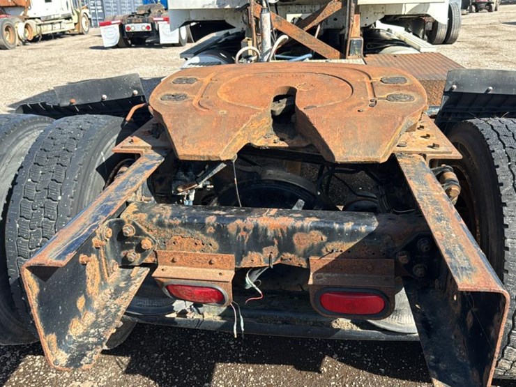 2006-caterpillar-c11-image-22