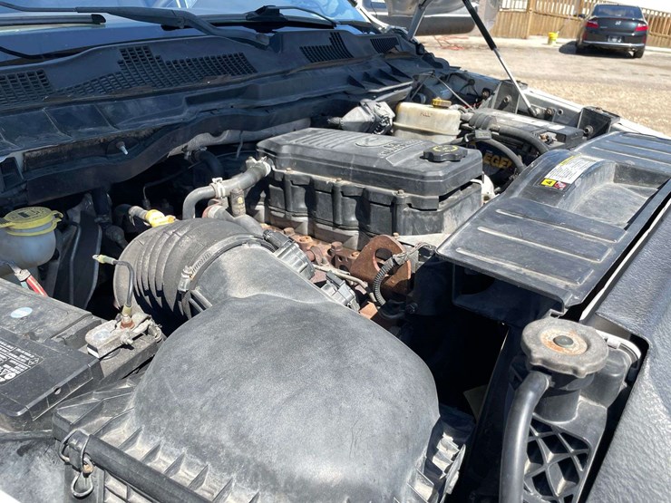 2010-dodge-ram-3500-image-8