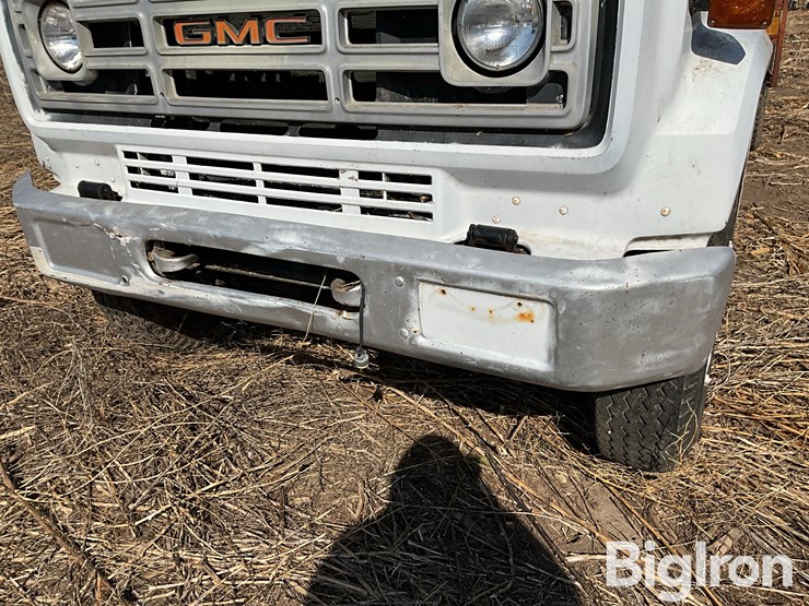 1979-gmc-sierra-6000-image-13