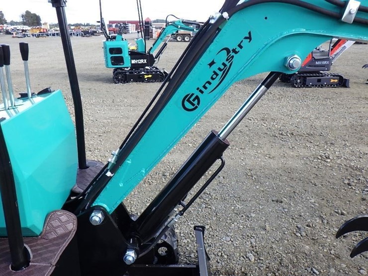 2026-cfg-industry-mh12rx-image-11