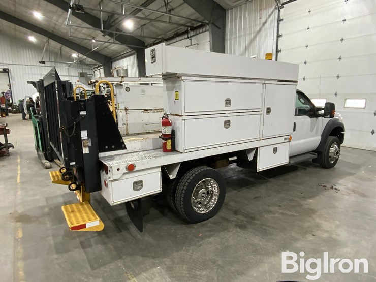 2015-ford-f550-xl-image-5