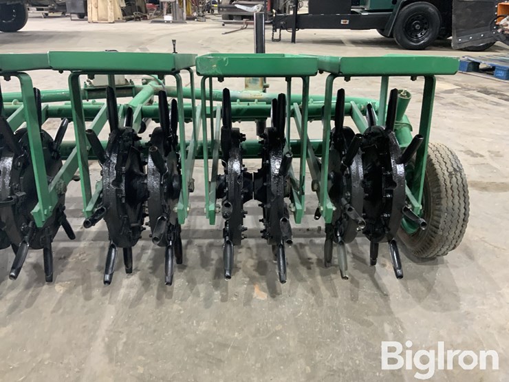 massey-ferguson-730-image-19