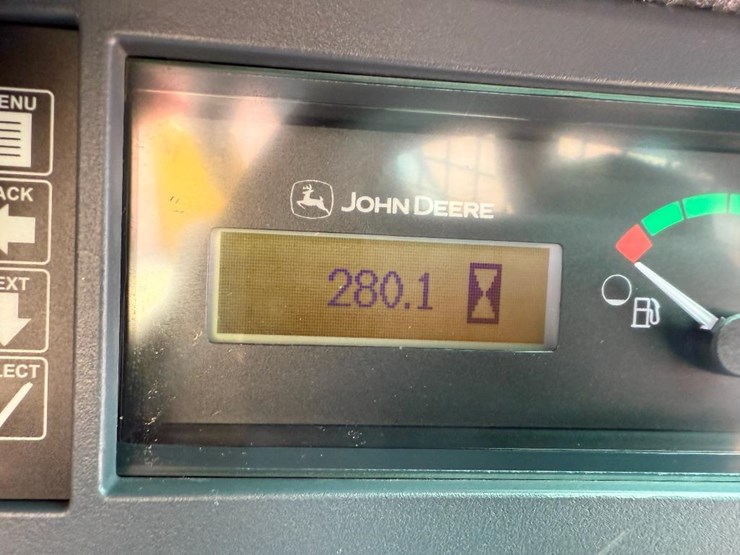 2020-deere-317g-image-46