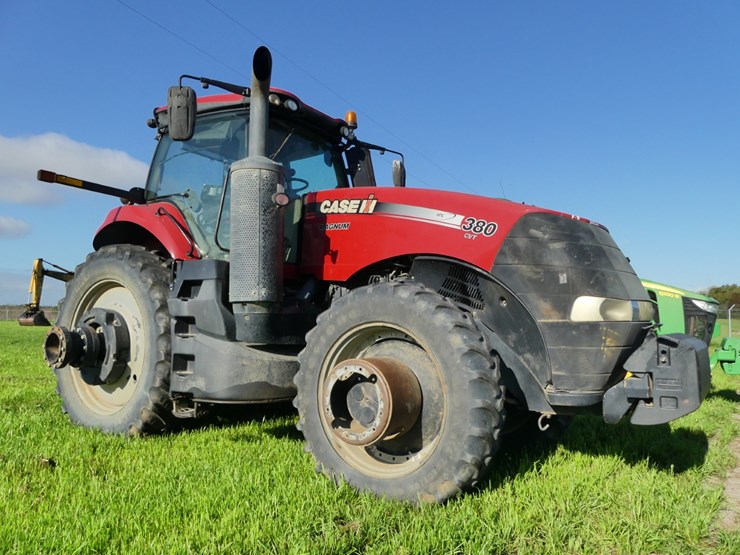 case-ih-magnum-380-image-1
