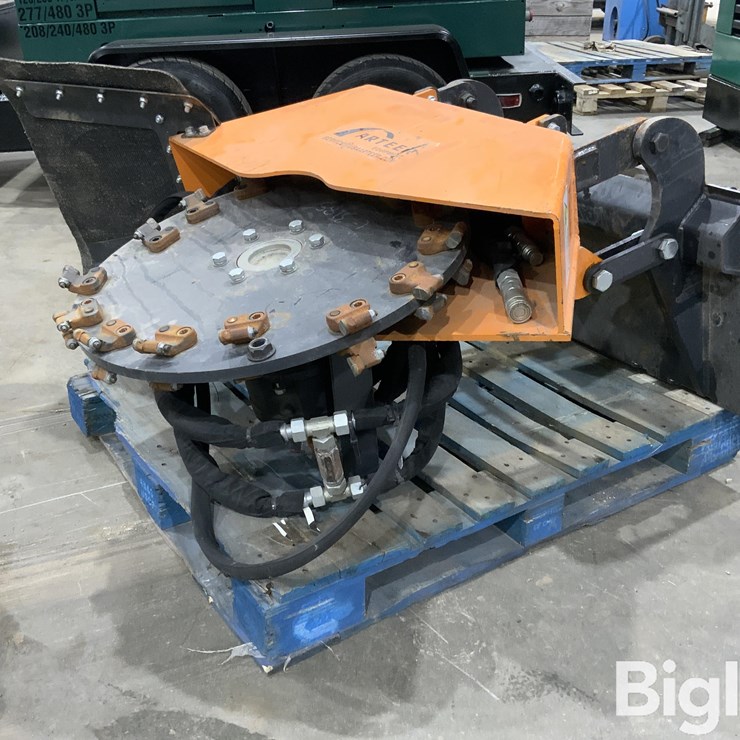 2025 MASSEY-FERGUSON 730