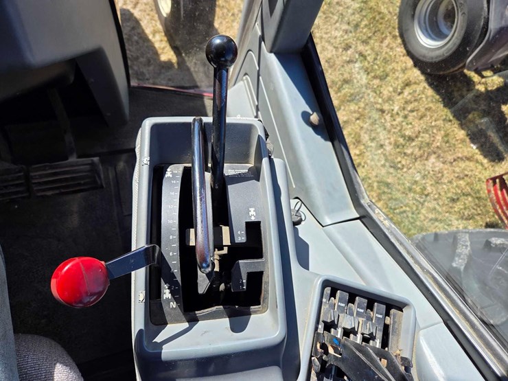 case-ih-7110-image-30